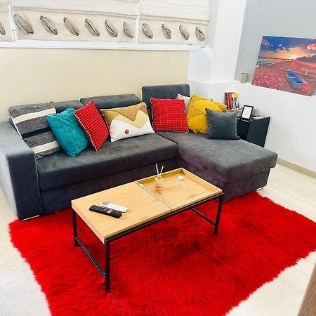 Royal Red Suite No 1, Piraeus Port Bagian luar foto