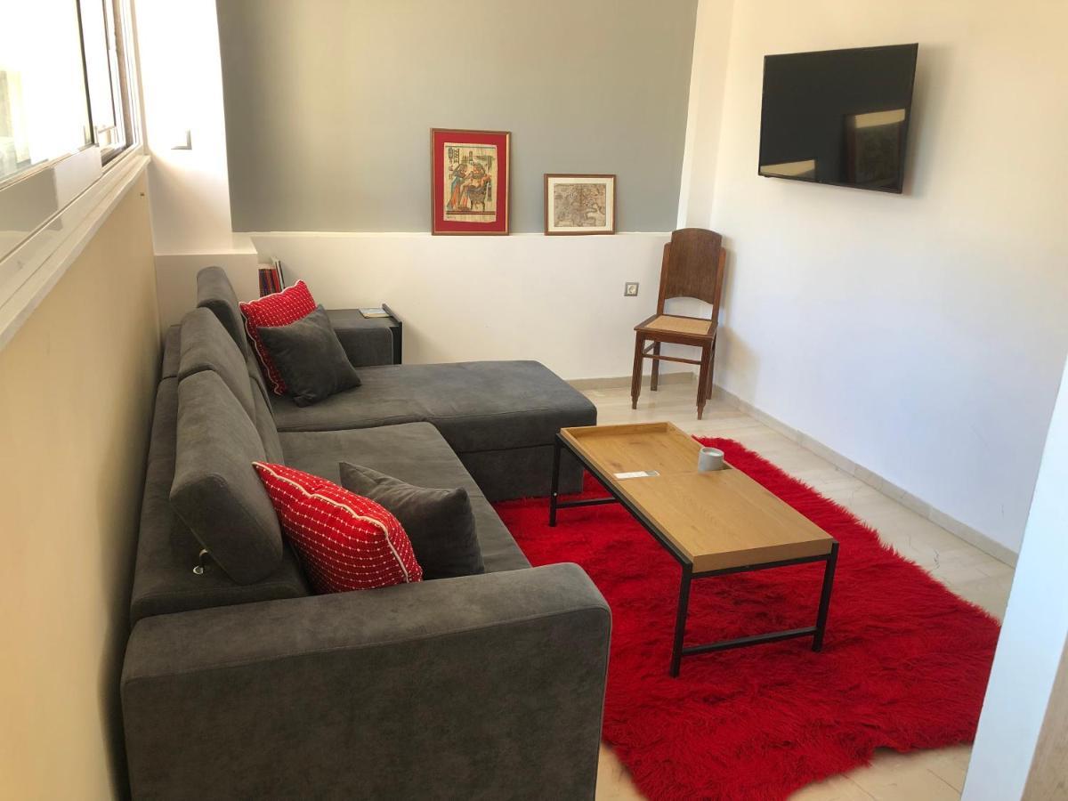 Royal Red Suite No 1, Piraeus Port Bagian luar foto