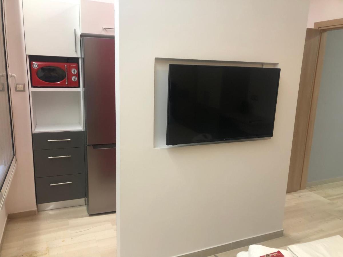Royal Red Suite No 1, Piraeus Port Bagian luar foto