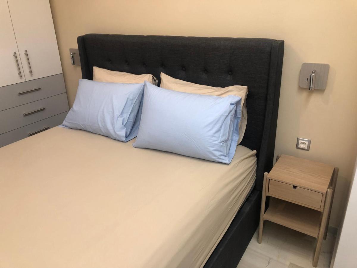 Royal Red Suite No 1, Piraeus Port Bagian luar foto