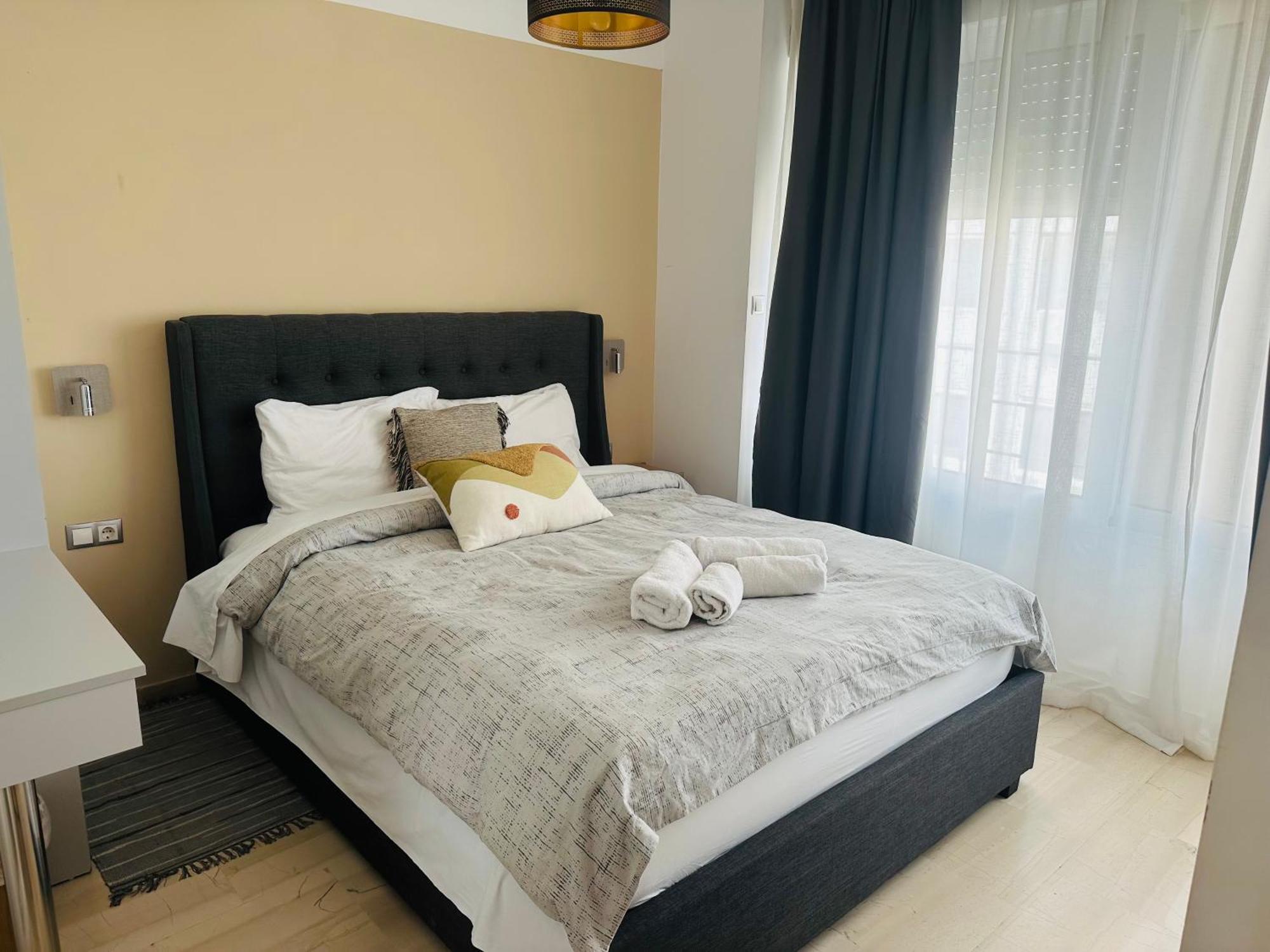 Royal Red Suite No 1, Piraeus Port Bagian luar foto